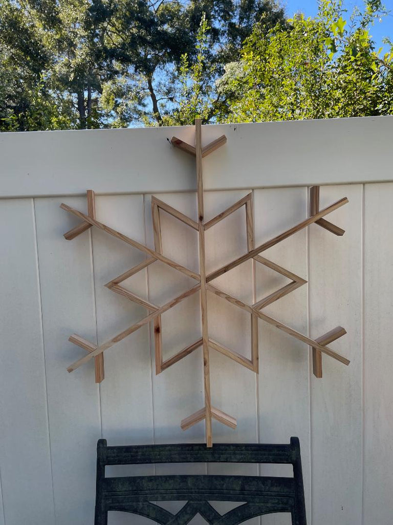 LARGE CEDAR SNOWFLAKE, LOCAL PICKUP ONLY IN SUMMERVILLE, SC